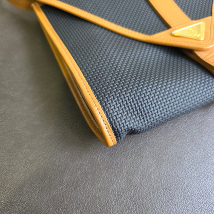 Yves Saint Laurent Vintage Canvas Shoulder Bag (Pre-Owned)