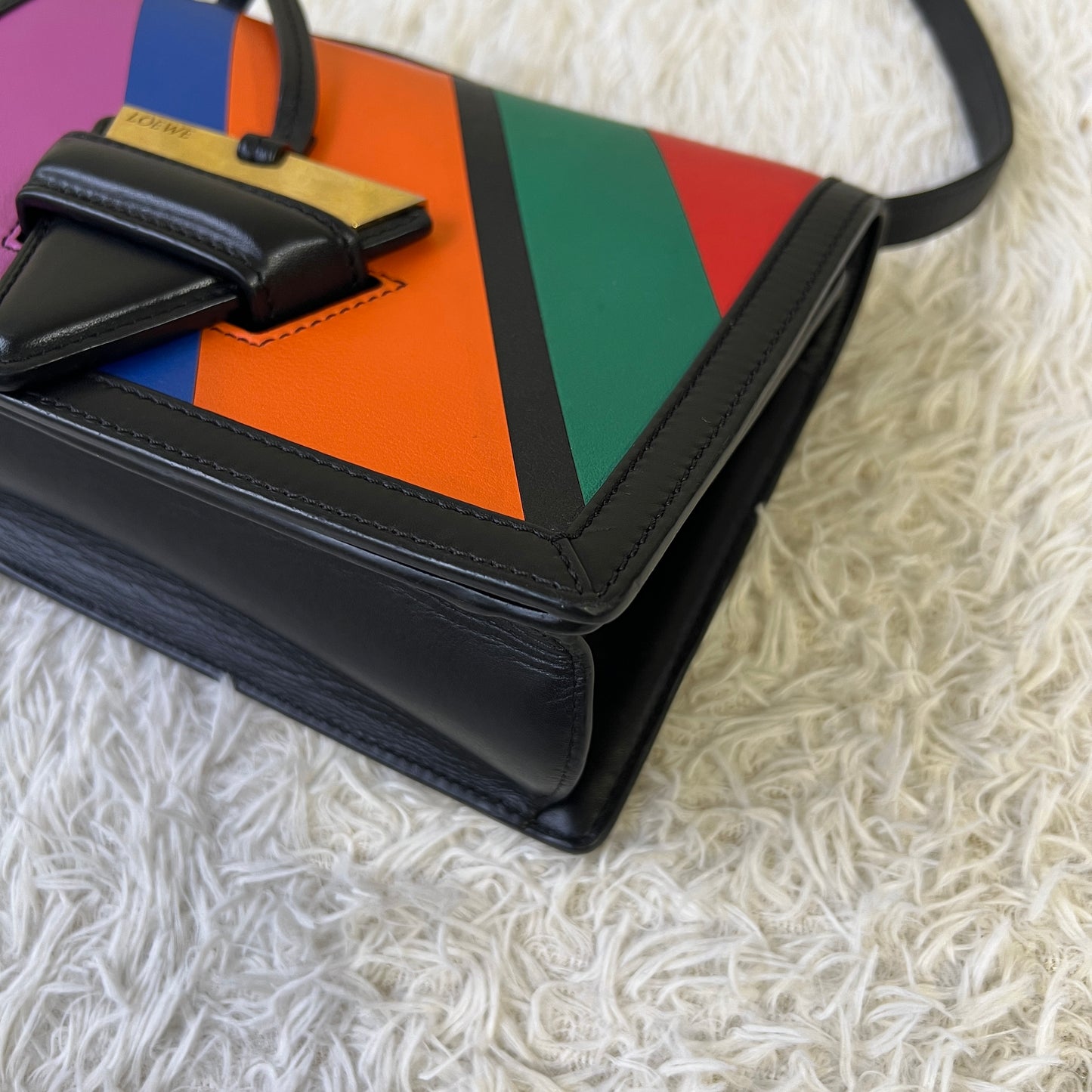 Loewe Geometric Colorblock Shoulder Bag (Pre-Owned)