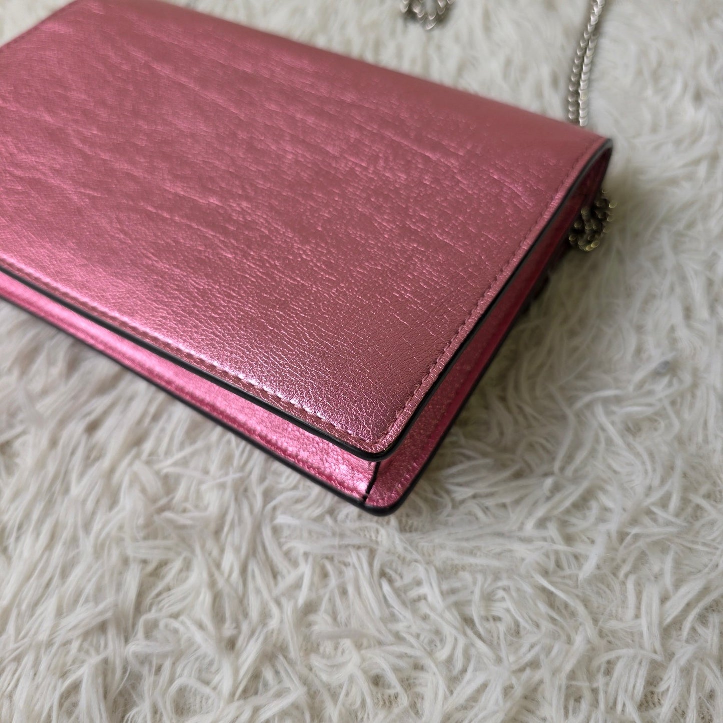 Fendi Metallic Pink Chain Wallet Bag (Pre-Owned)