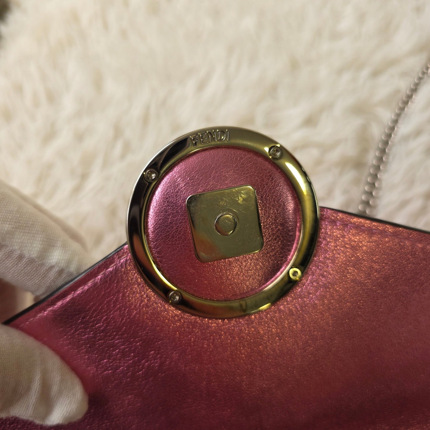 Fendi Metallic Pink Chain Wallet Bag (Pre-Owned)
