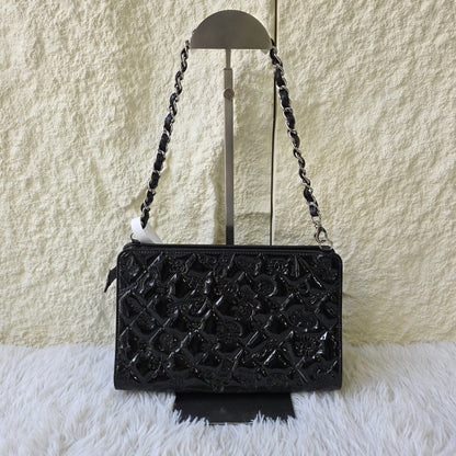 Chanel Black Patent Embossed Chain Shoulder Bag (Pre-Owned)