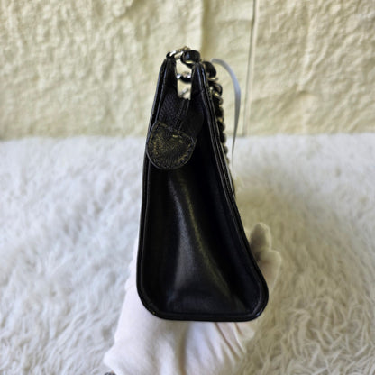 Chanel Black Patent Embossed Chain Shoulder Bag (Pre-Owned)