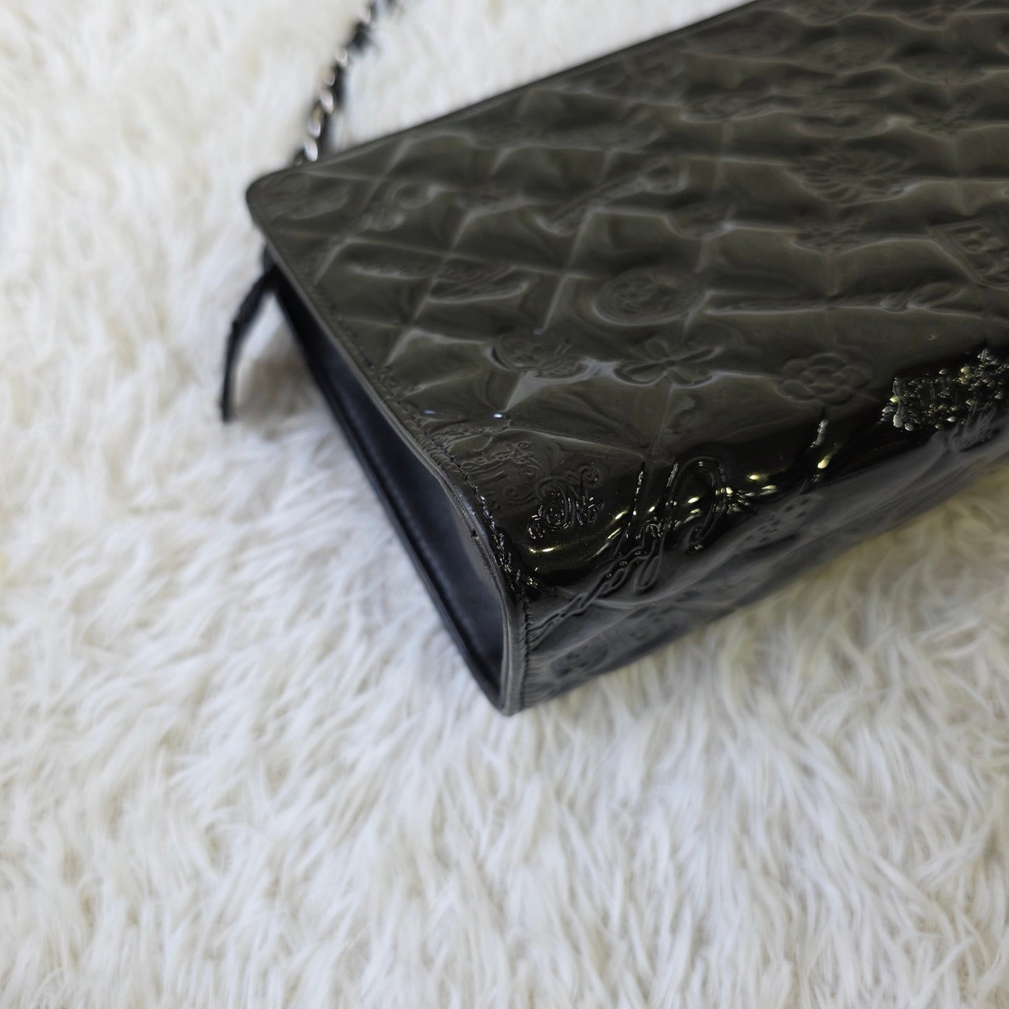 Chanel Black Patent Embossed Chain Shoulder Bag (Pre-Owned)