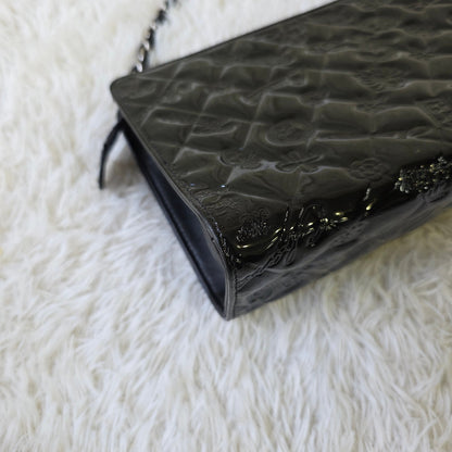 Chanel Black Patent Embossed Chain Shoulder Bag (Pre-Owned)