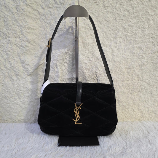 Yves Saint Laurent Quilted Velvet Shoulder Bag (Pre-Owned)