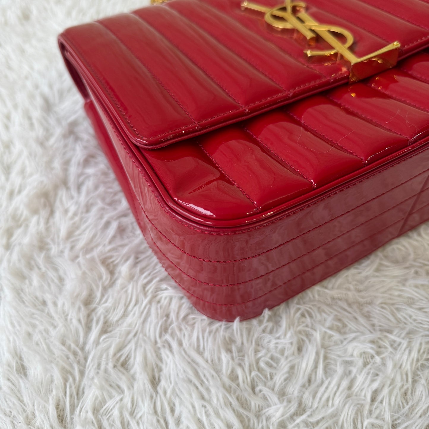 Yves Saint Laurent Vicky Patent Chain Shoulder Bag (Pre-Owned)