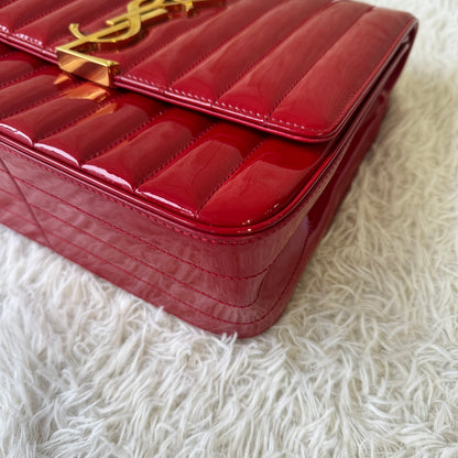 Yves Saint Laurent Vicky Patent Chain Shoulder Bag (Pre-Owned)
