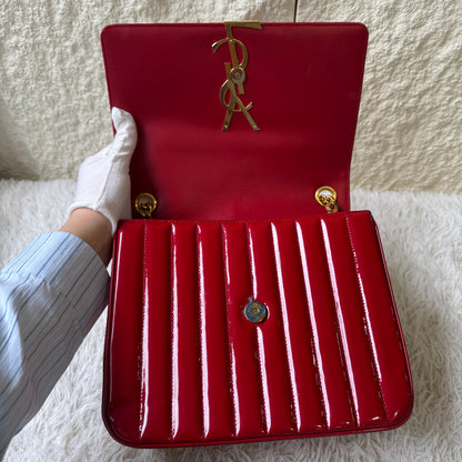 Yves Saint Laurent Vicky Patent Chain Shoulder Bag (Pre-Owned)
