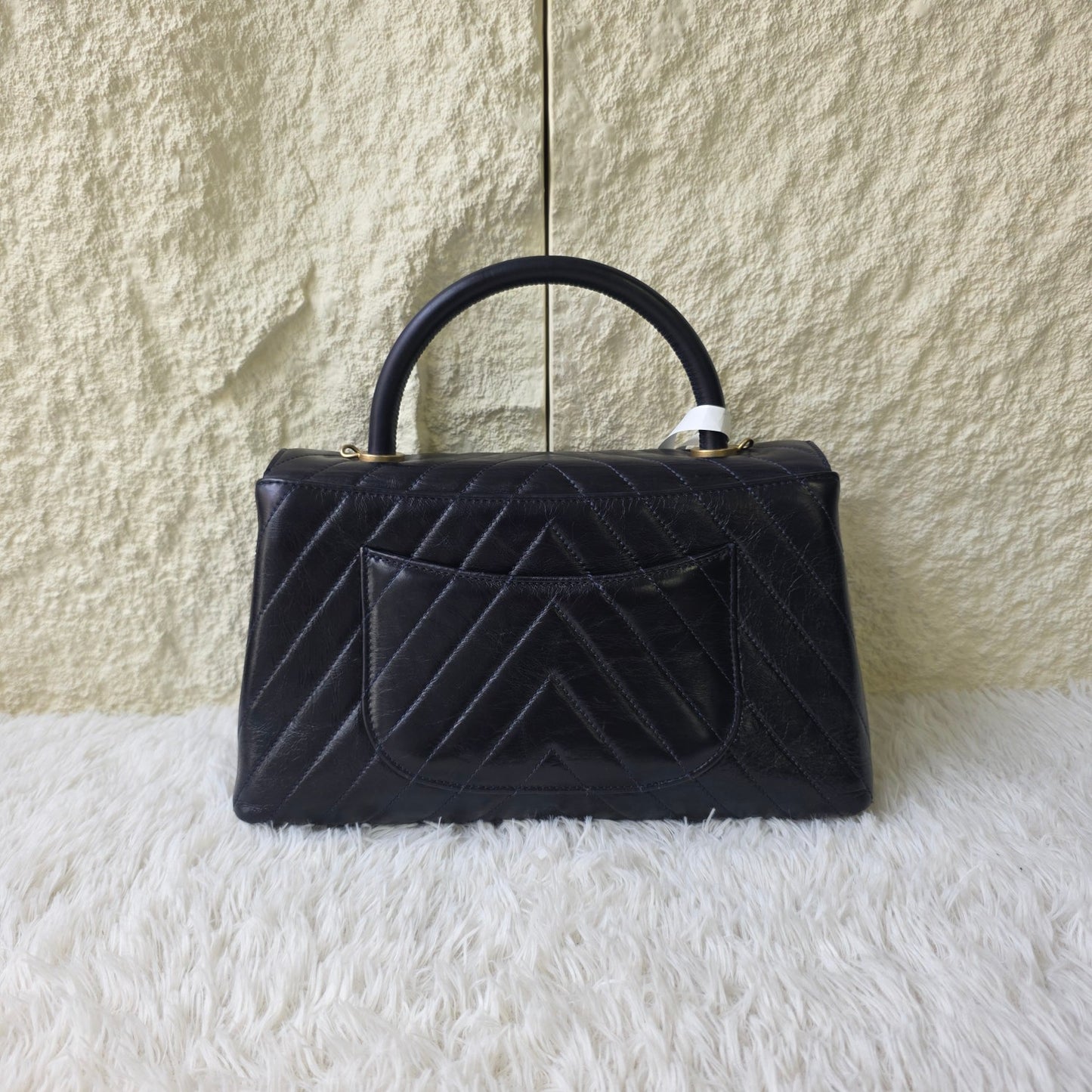 Chanel Chevron Quilted Top Handle Shoulder Bag (Pre-Owned)
