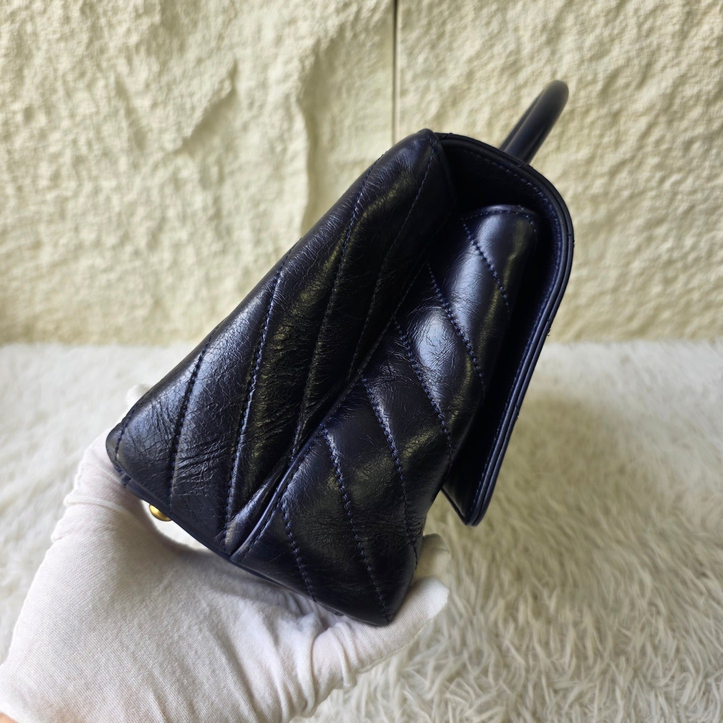 Chanel Chevron Quilted Top Handle Shoulder Bag (Pre-Owned)