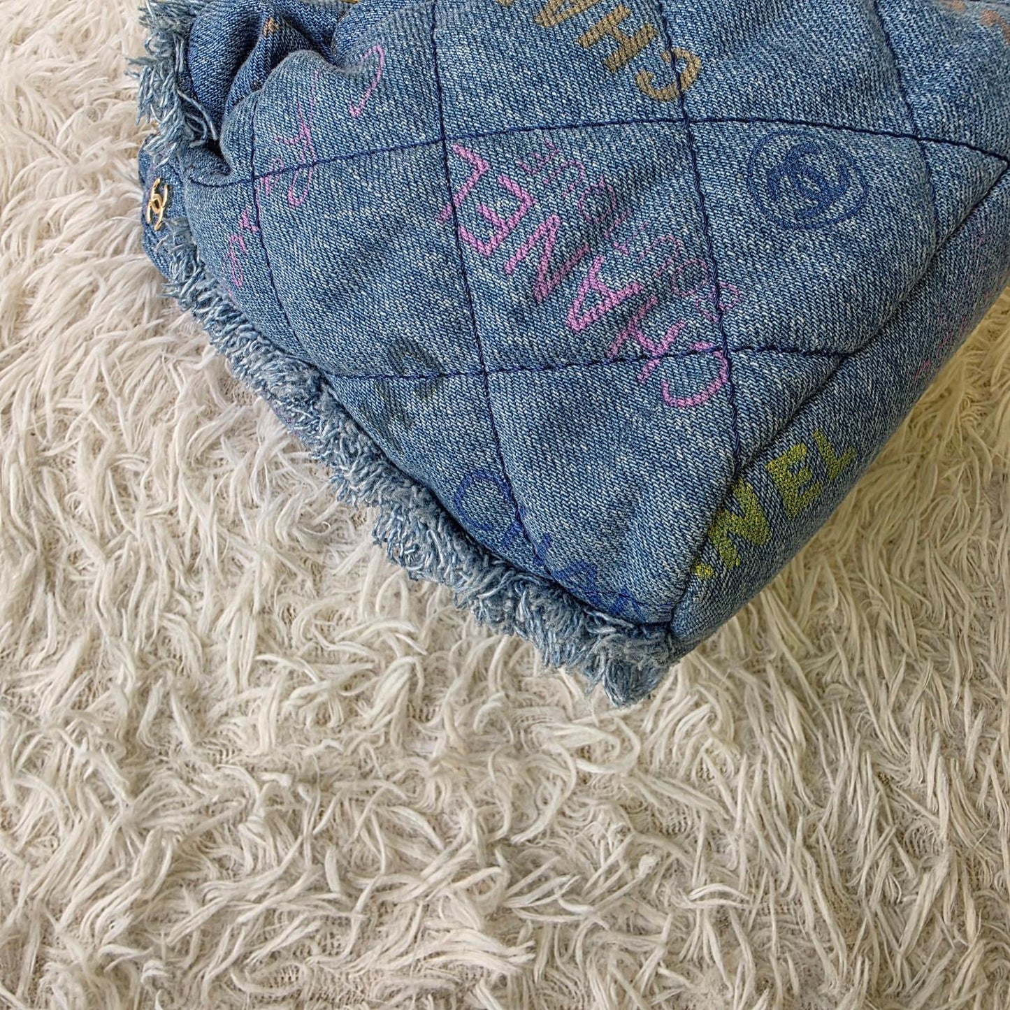 Chanel Denim Drawstring Chain Bucket Bag (Pre-Owned)
