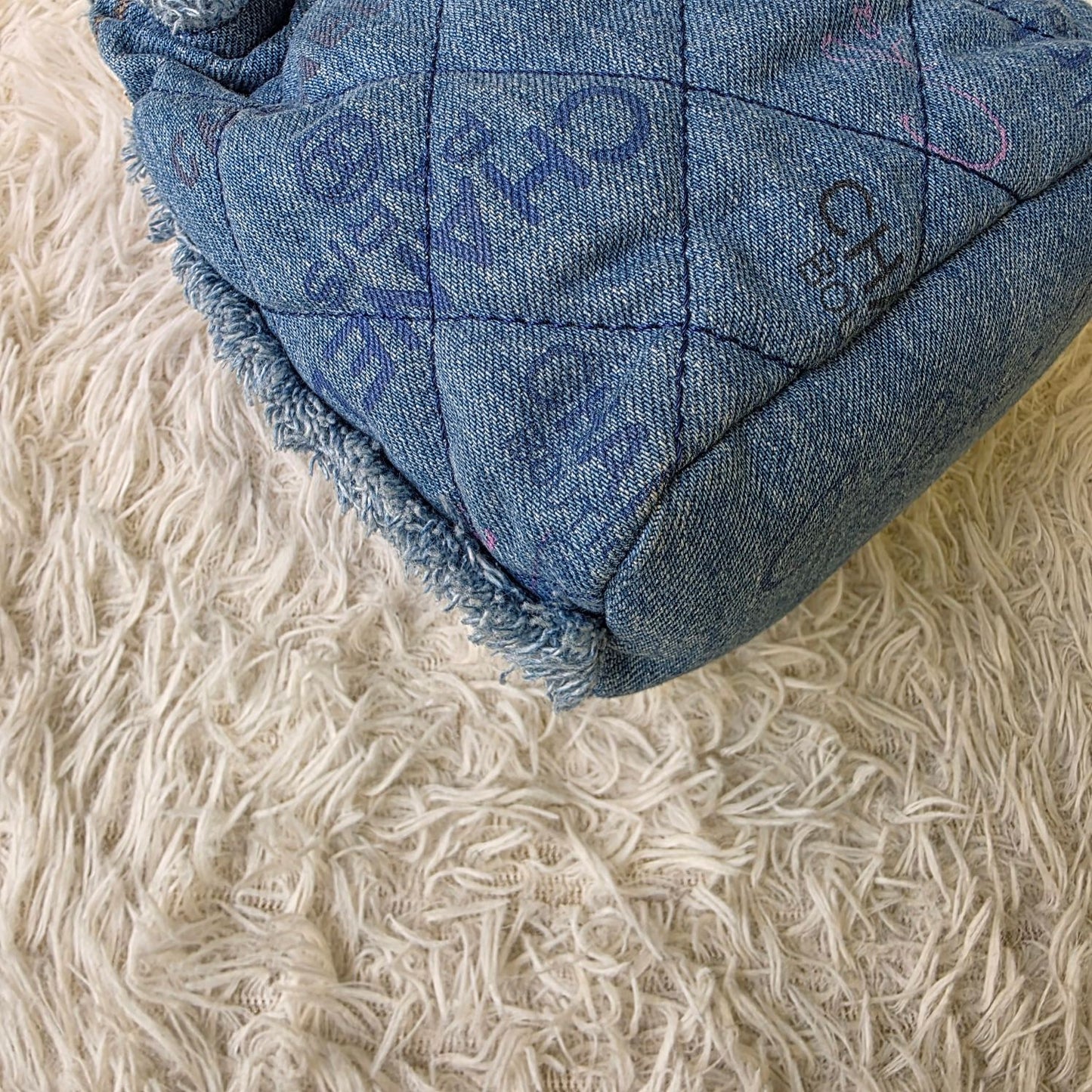 Chanel Denim Drawstring Chain Bucket Bag (Pre-Owned)