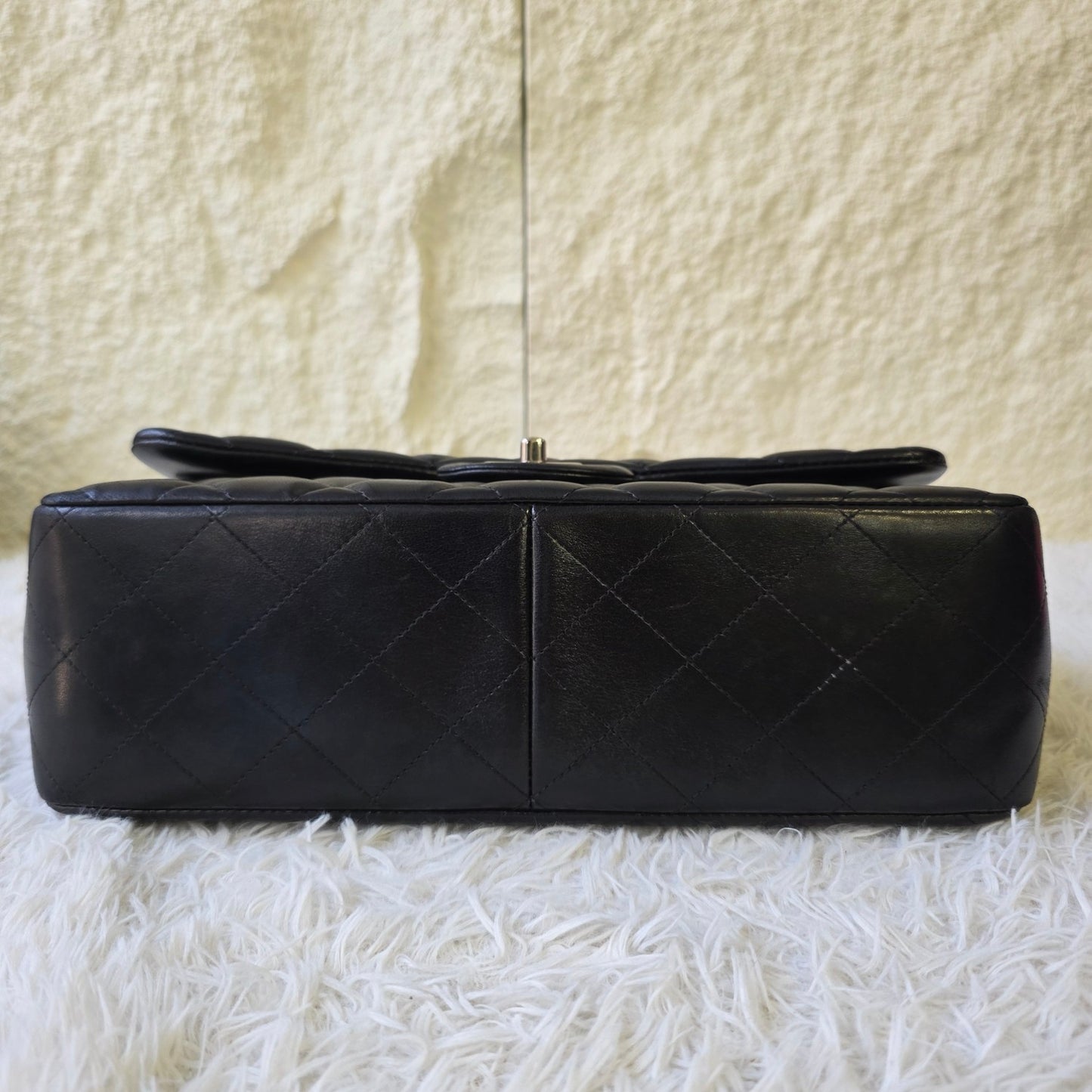 Chanel Classic Double Flap Shoulder Bag (Pre-Owned)