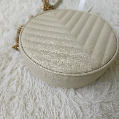Saint Laurent Vinyle Round Quilted Chain Crossbody Bag (Pre-Owned)