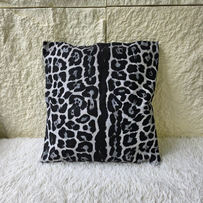 Saint Laurent Leopard Print Canvas Tote Bag (Pre-Owned)
