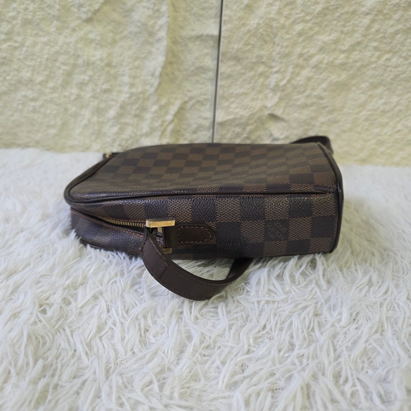 Louis Vuitton Damier Ebene Ipanema Crossbody Bag (Pre-Owned)