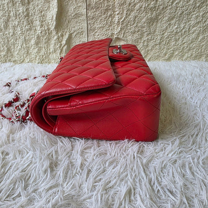 Chanel Quilted Classic Flap Chain Shoulder Bag (Pre-Owned)