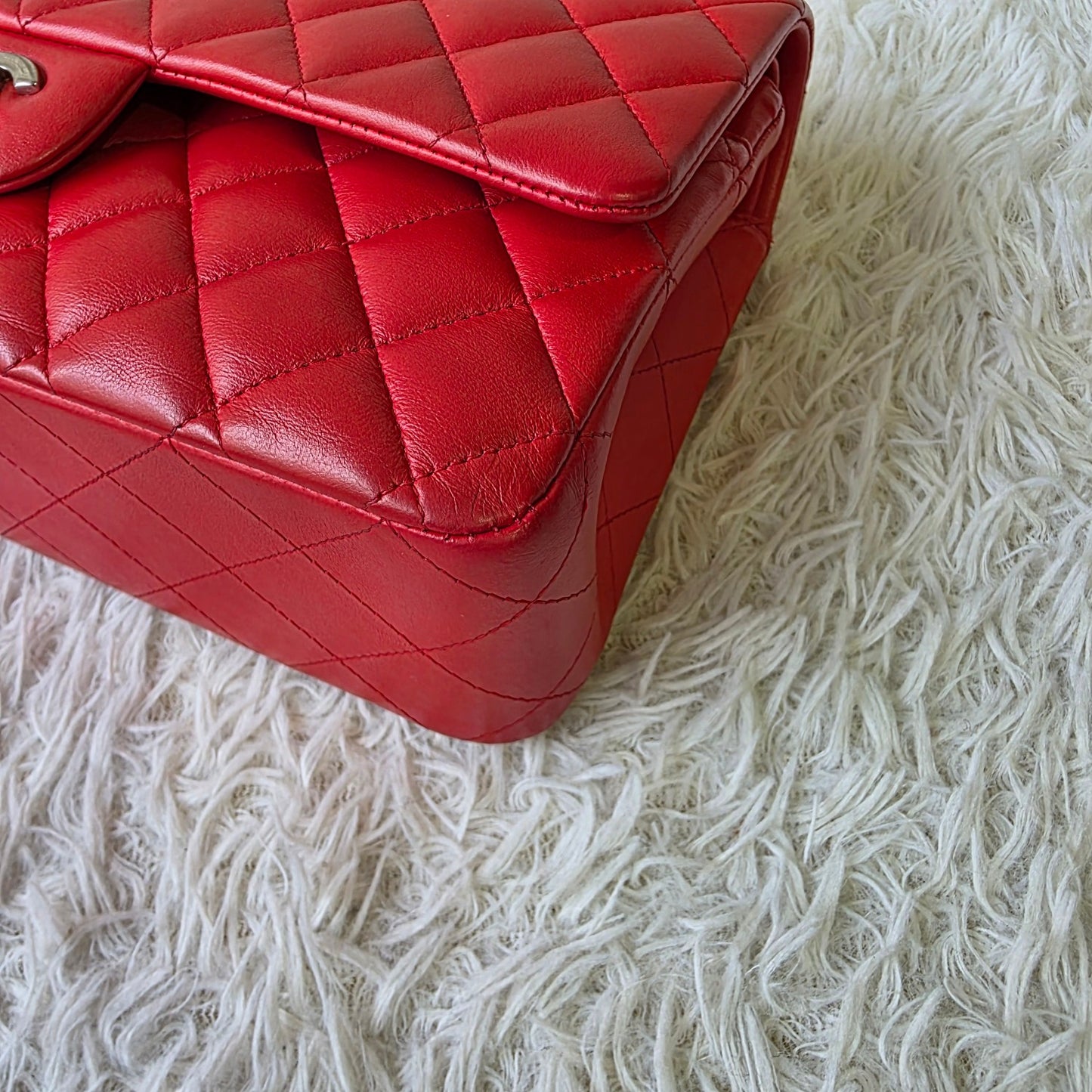 Chanel Quilted Classic Flap Chain Shoulder Bag (Pre-Owned)