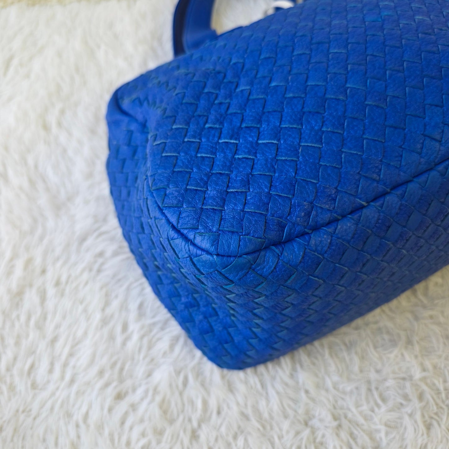 Bottega Veneta Intrecciato Leather Boston Bag (Pre-Owned)