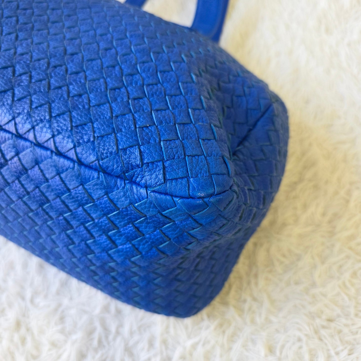 Bottega Veneta Intrecciato Leather Boston Bag (Pre-Owned)