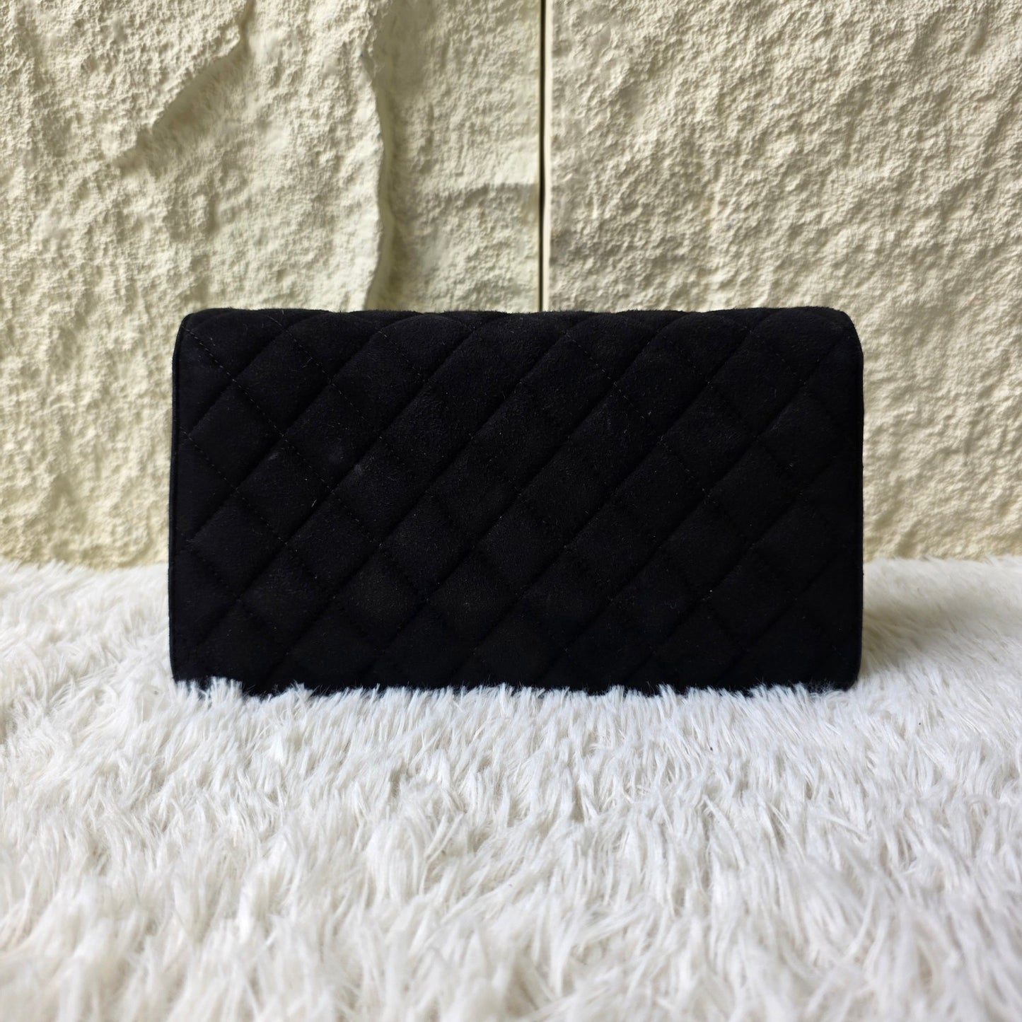 Chanel Quilted Velvet Pearl CC Chain Shoulder Bag (Pre-Owned)