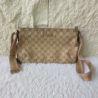 Gucci GG Canvas Shoulder Bag (Pre-Owned)