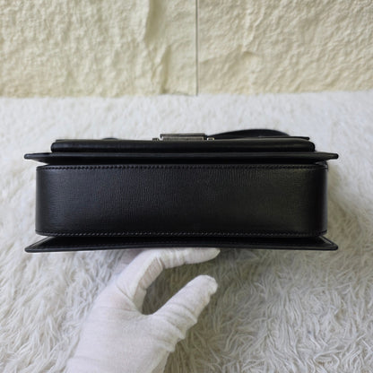 Saint Laurent Bellechasse Leather Shoulder Bag (Pre-Owned)