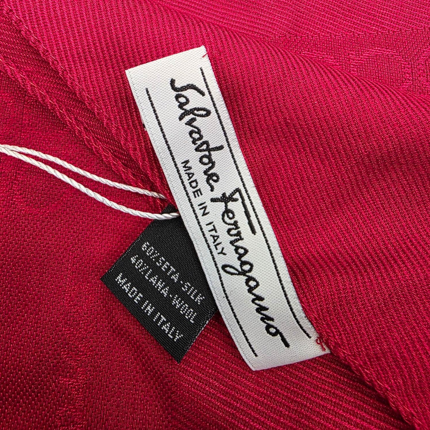 Salvatore Ferragamo Red Gancini Scarf (Pre-Owned)