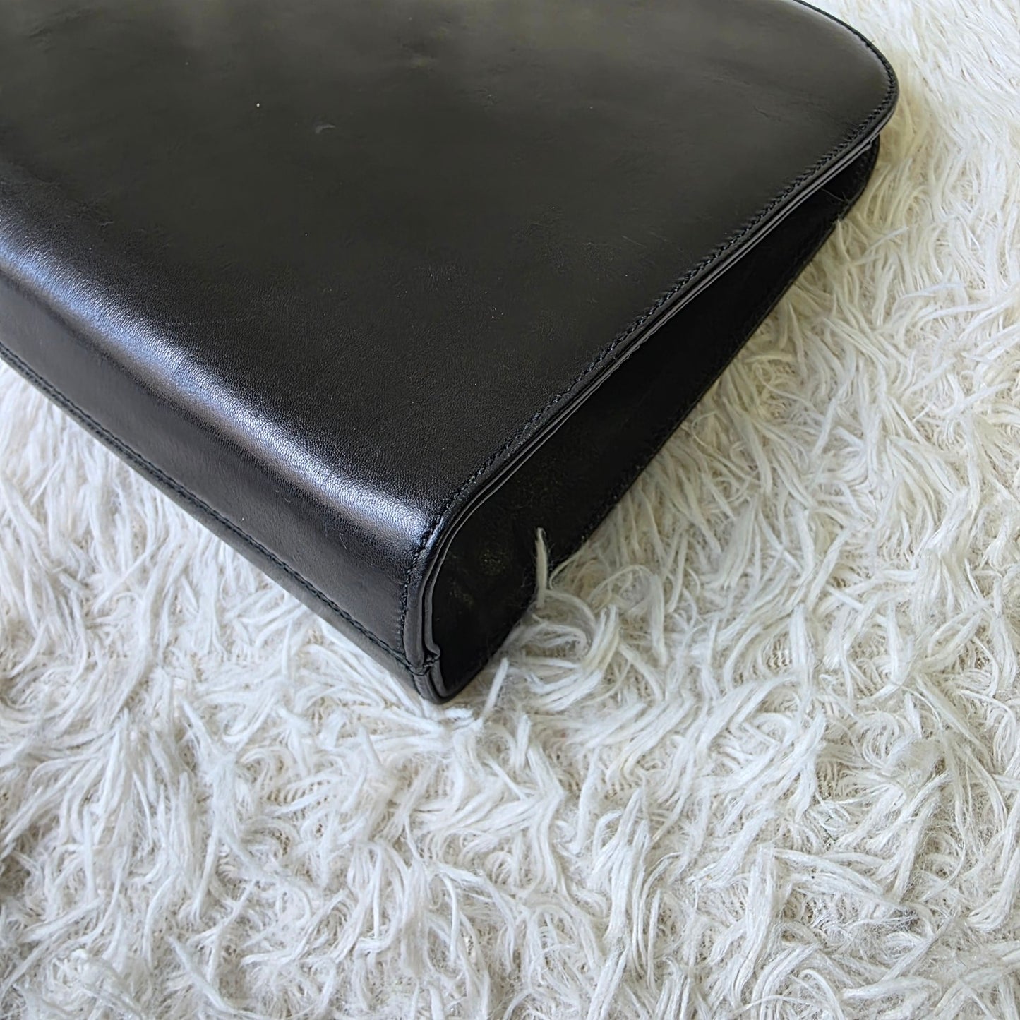 Salvatore Ferragamo Gancini Leather Chain Shoulder Bag (Pre-Owned)
