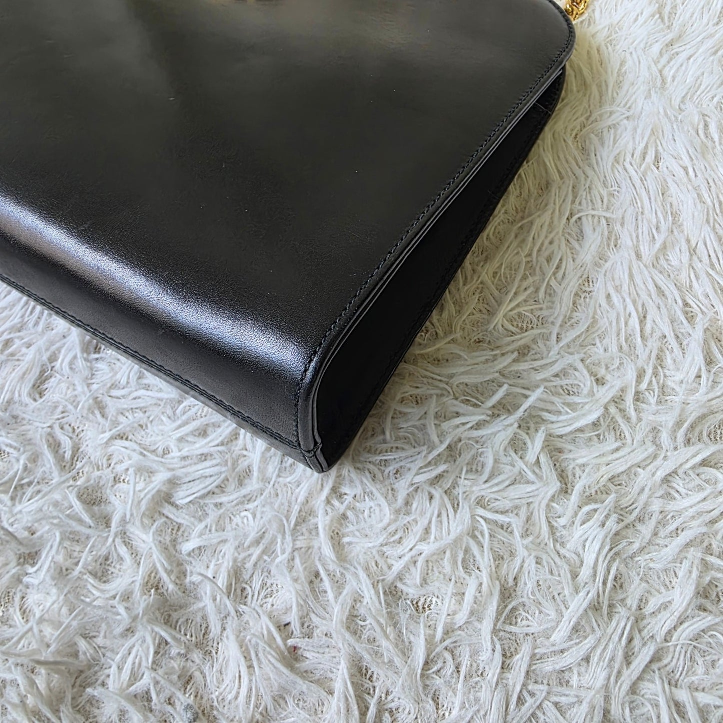 Salvatore Ferragamo Gancini Leather Chain Shoulder Bag (Pre-Owned)