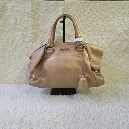 1 Prada Metallic Leather Handbag (Pre-Owned)