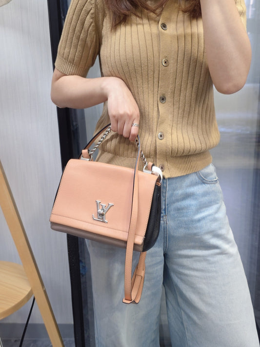 1 Louis Vuitton Lockme Chain Shoulder Bag (Pre-Owned)
