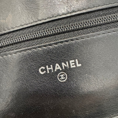 Chanel Camellia Embossed Patent Chain Wallet (Pre-Owned)