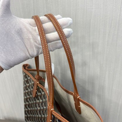 Goyard Saint Louis Tote Bag with Pouch (Pre-Owned)