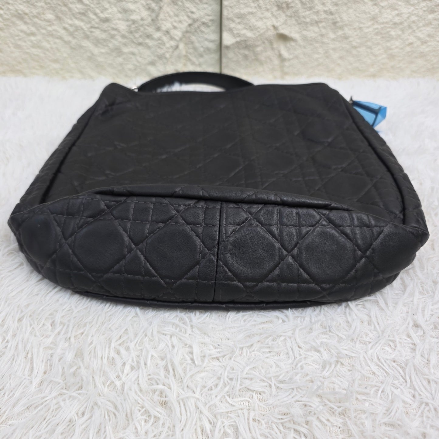 Dior Cannage Quilted Leather Shoulder Bag (Pre-Owned)