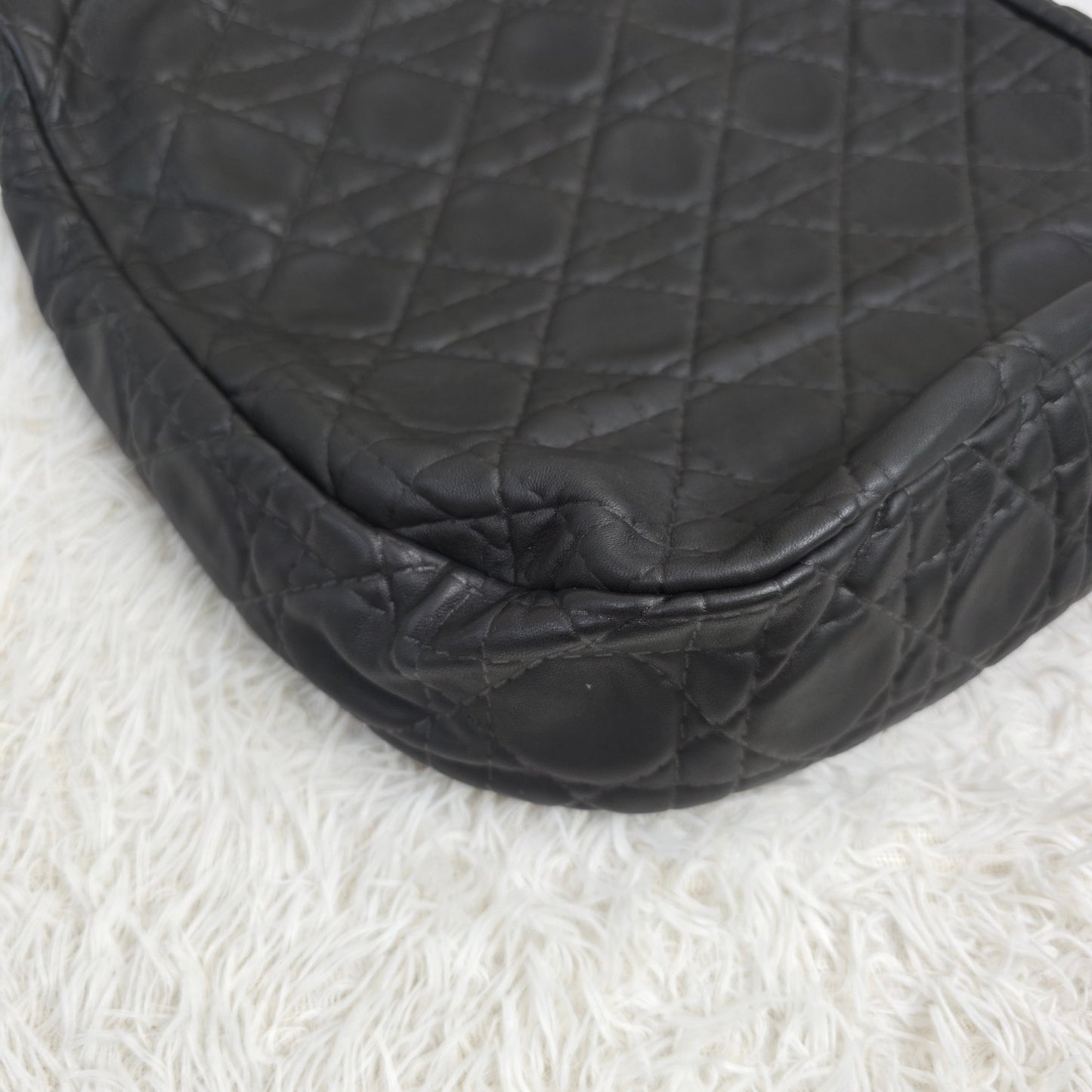 Dior Cannage Quilted Leather Shoulder Bag (Pre-Owned)