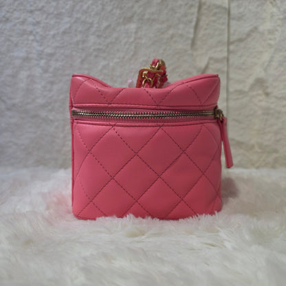 Chanel Quilted Vanity Chain Bag (Pre-Owned)