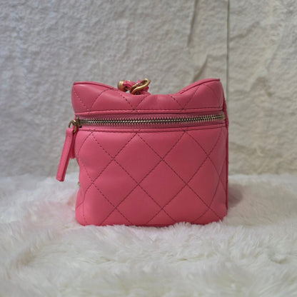 Chanel Quilted Vanity Chain Bag (Pre-Owned)
