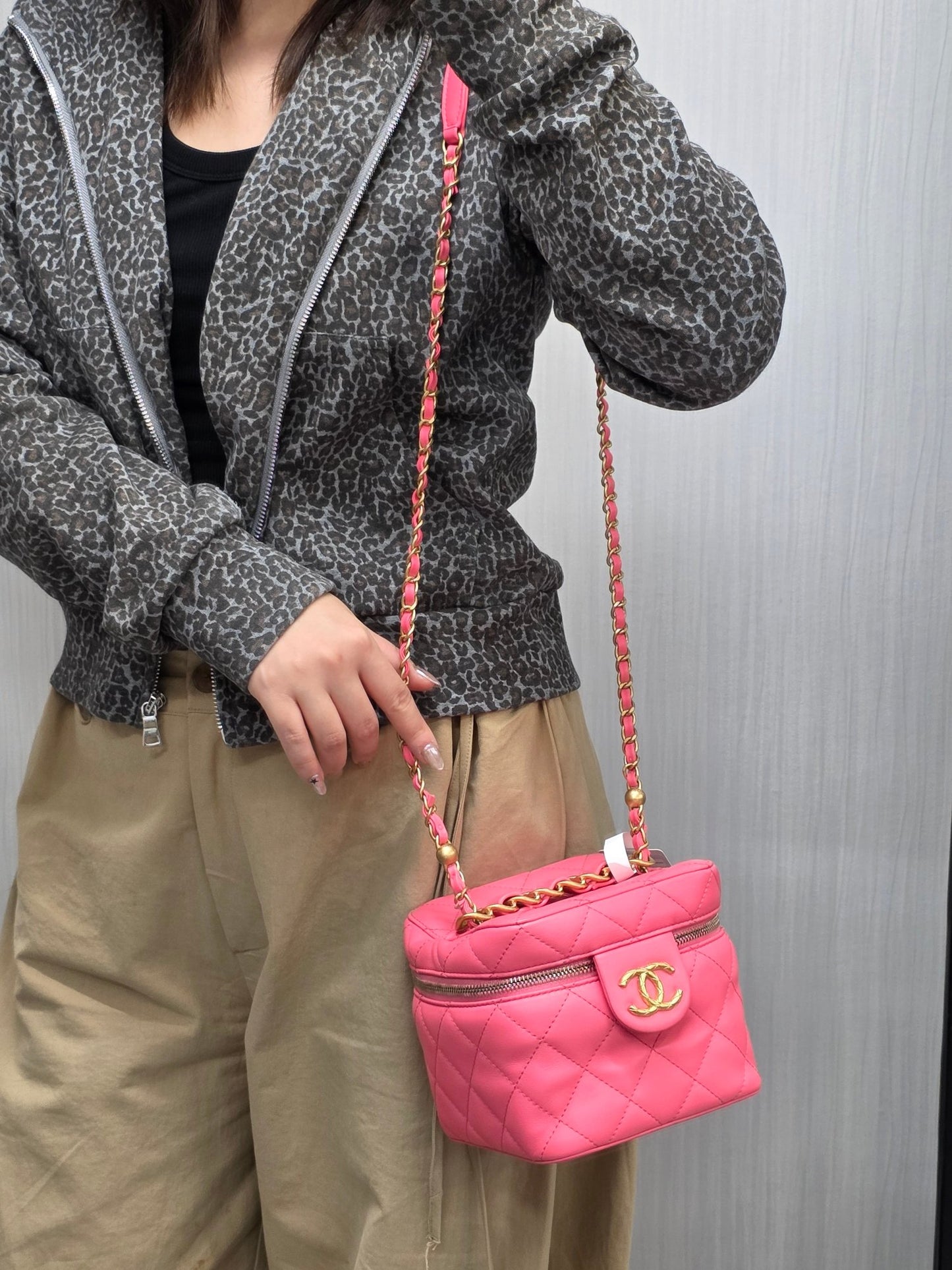 Chanel Quilted Vanity Chain Bag (Pre-Owned)
