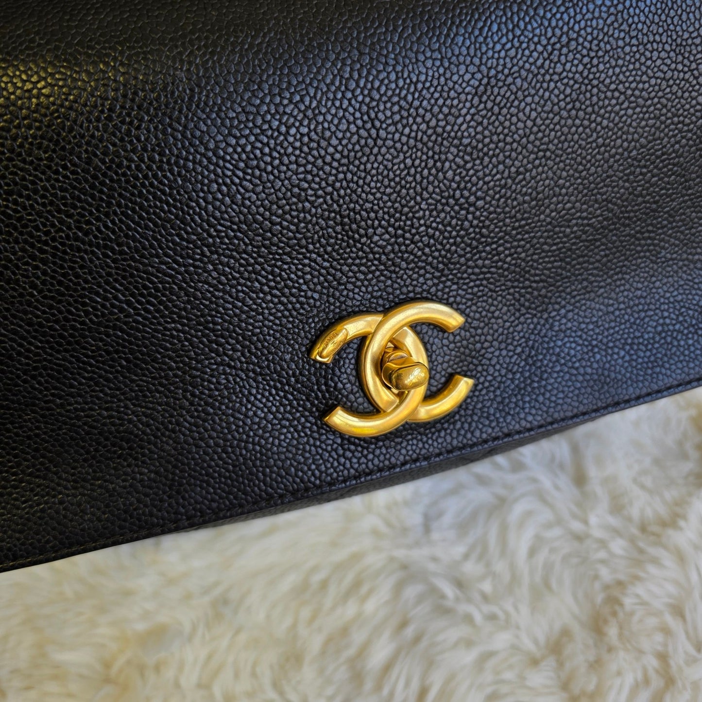 Chanel Caviar Leather Top Handle Chain Shoulder Bag (Pre-Owned)