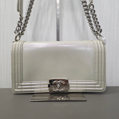 Chanel Boy Chanel Chain Shoulder Bag (Pre-Owned)
