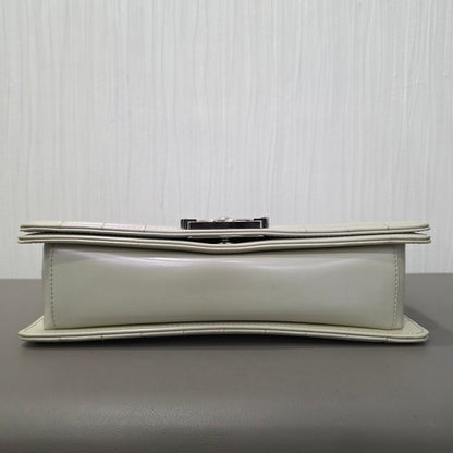 Chanel Boy Chanel Chain Shoulder Bag (Pre-Owned)