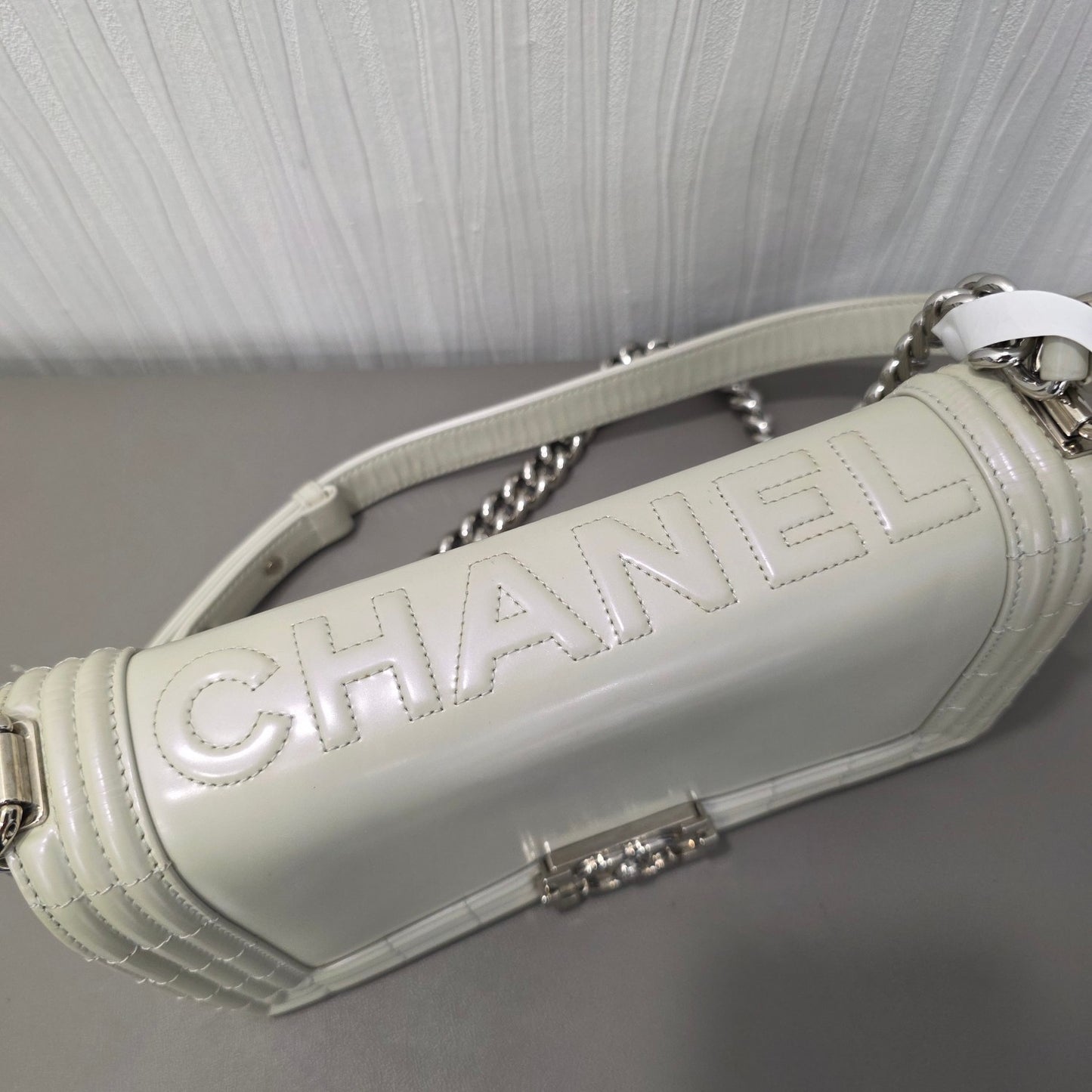 Chanel Boy Chanel Chain Shoulder Bag (Pre-Owned)