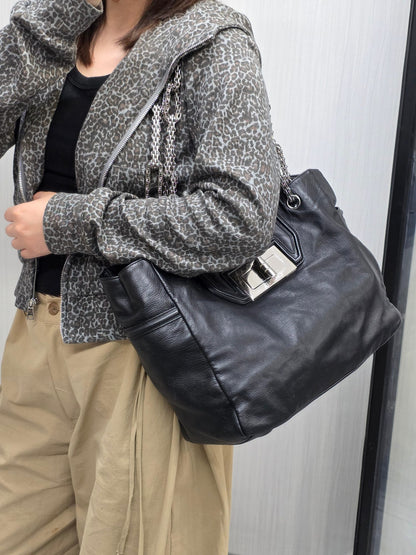 Chanel Reissue Chain Shoulder Tote Bag (Pre-Owned)