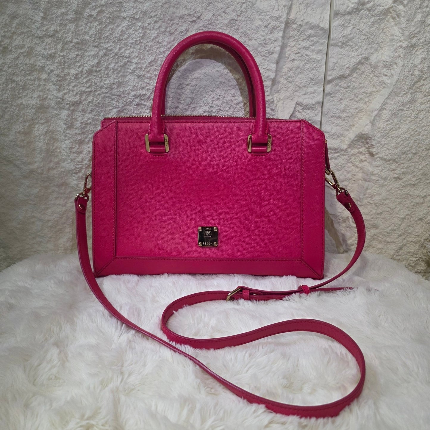 1 MCM Saffiano Leather 2-Way Handbag (Pre-Owned)