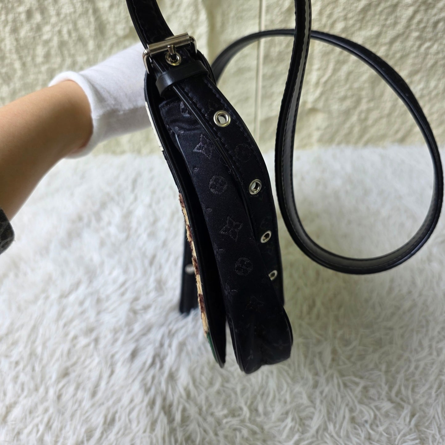 Louis Vuitton Monogram Appliqué Shoulder Bag (Pre-Owned)