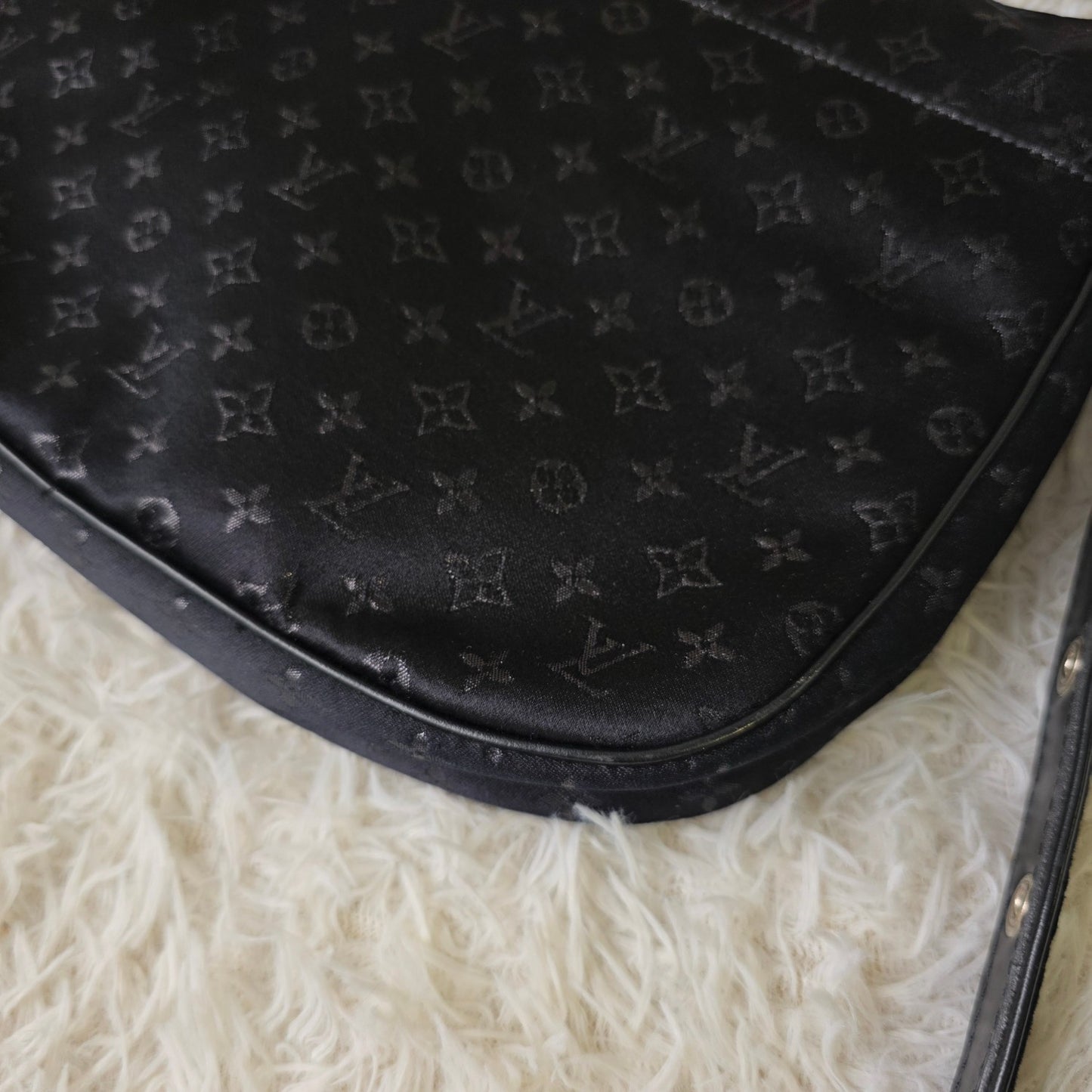 Louis Vuitton Monogram Appliqué Shoulder Bag (Pre-Owned)