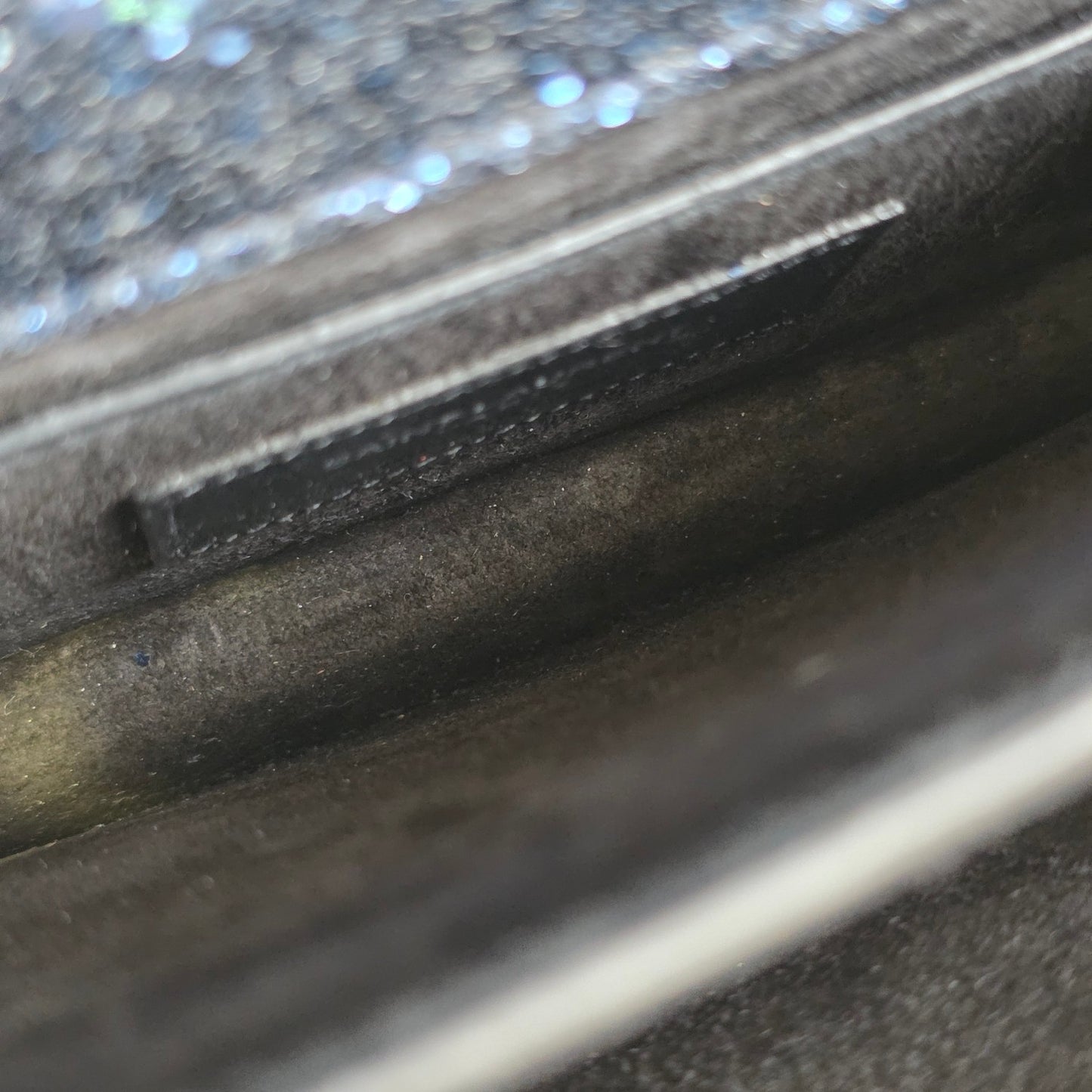 Saint Laurent YSL Glitter Chain Wallet Bag (Pre-Owned)