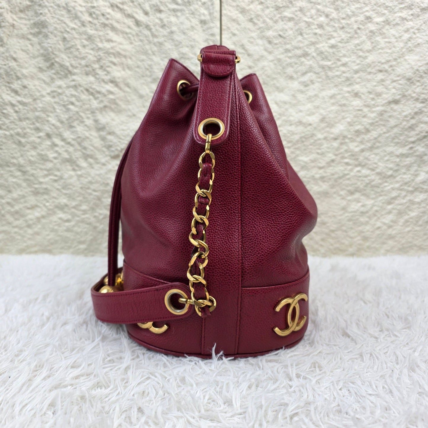 Chanel Caviar Leather Drawstring Bucket Bag (Pre-Owned)