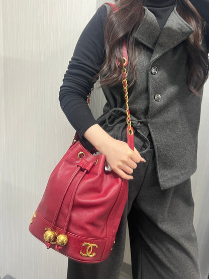 Chanel Caviar Leather Drawstring Bucket Bag (Pre-Owned)